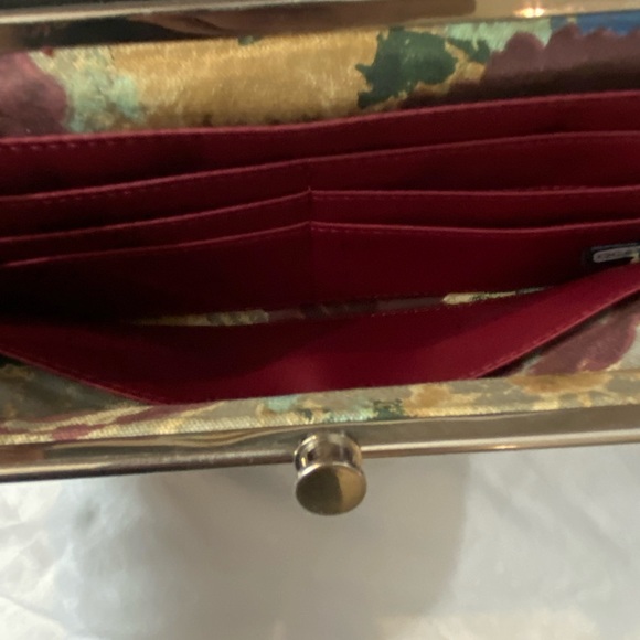 Hobo International Leather DOUBLE FRAME Clutch Wallet Black Silver Trim. - Picture 8 of 8